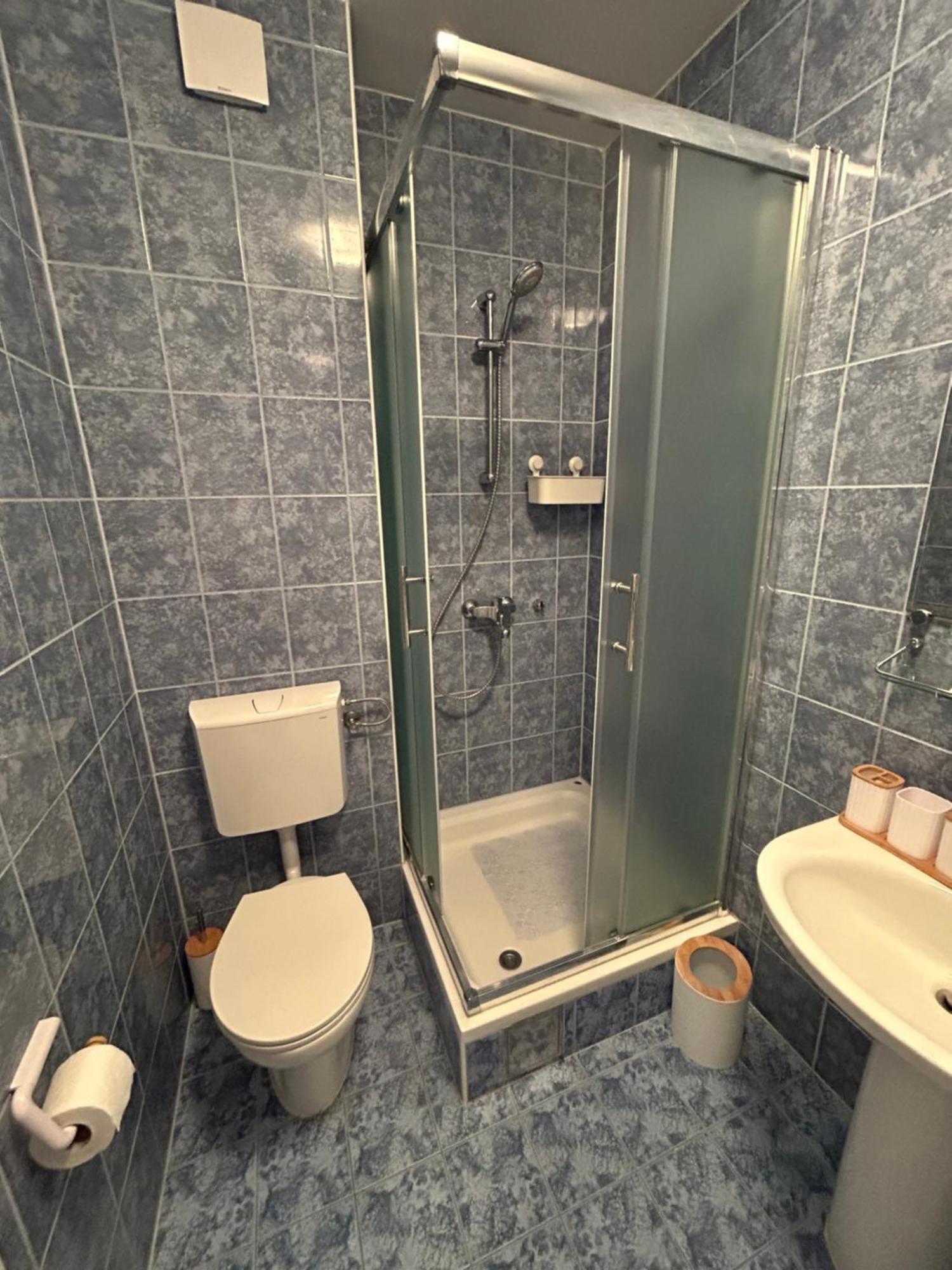 Seayou Apartment Baška Voda Buitenkant foto